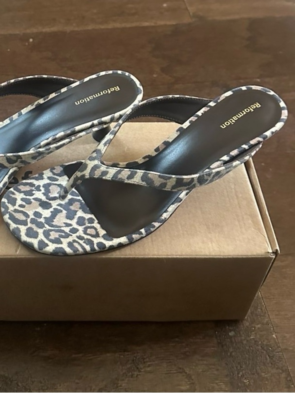 Reformation Sophie  Leopard-Print Suede Sandals 7.5 Brand New - Picture 11 of 14